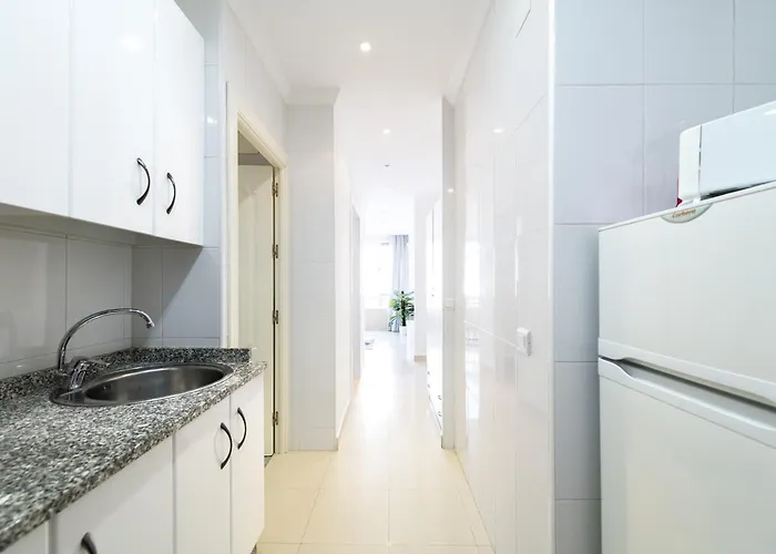 Gala De Steram Flats * Τορρεμολίνος