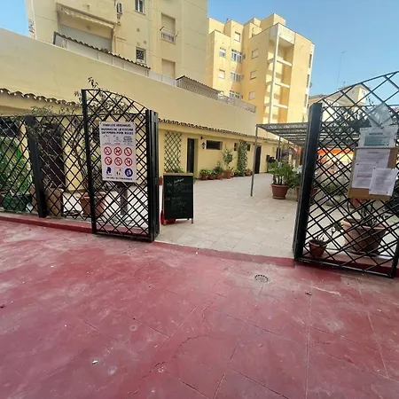 Gala De Steram Flats *